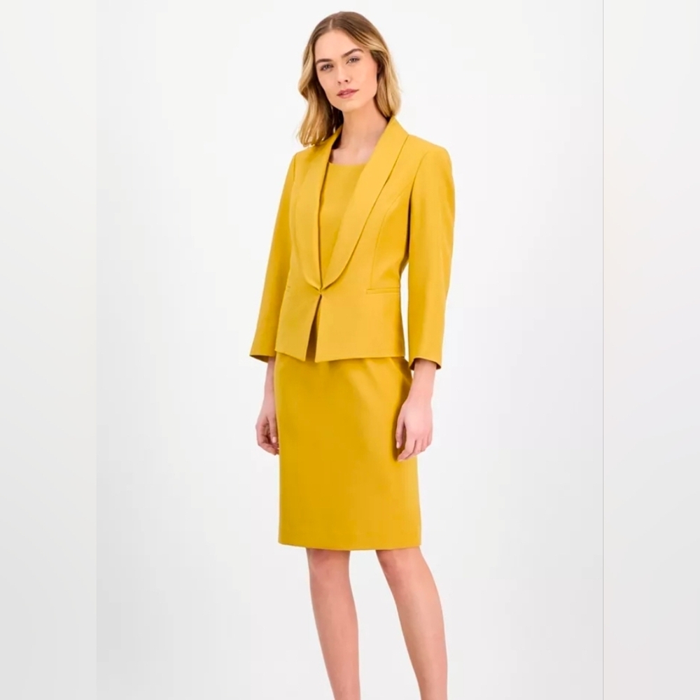 Le Suit Yellow Women's Dress Suit